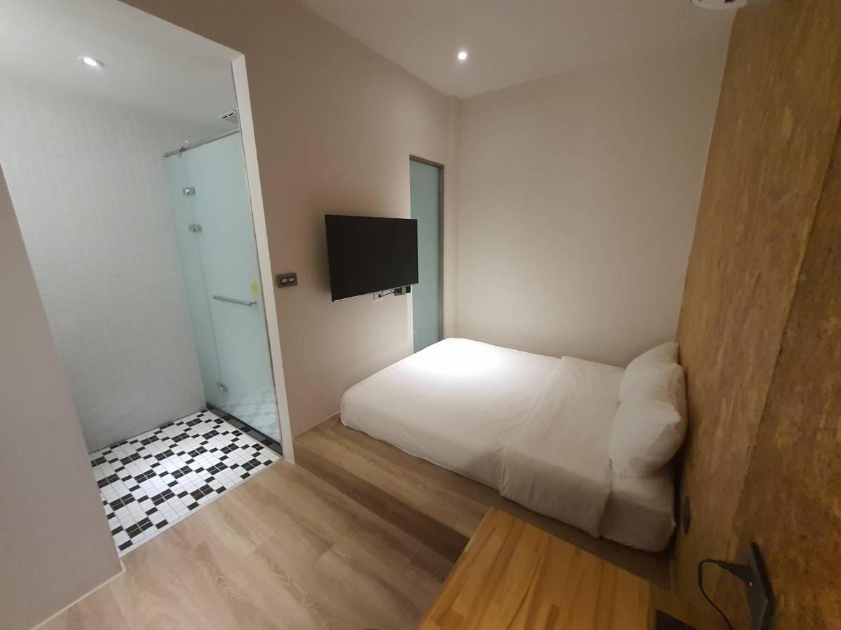 Light Hostel Hualien Exterior foto