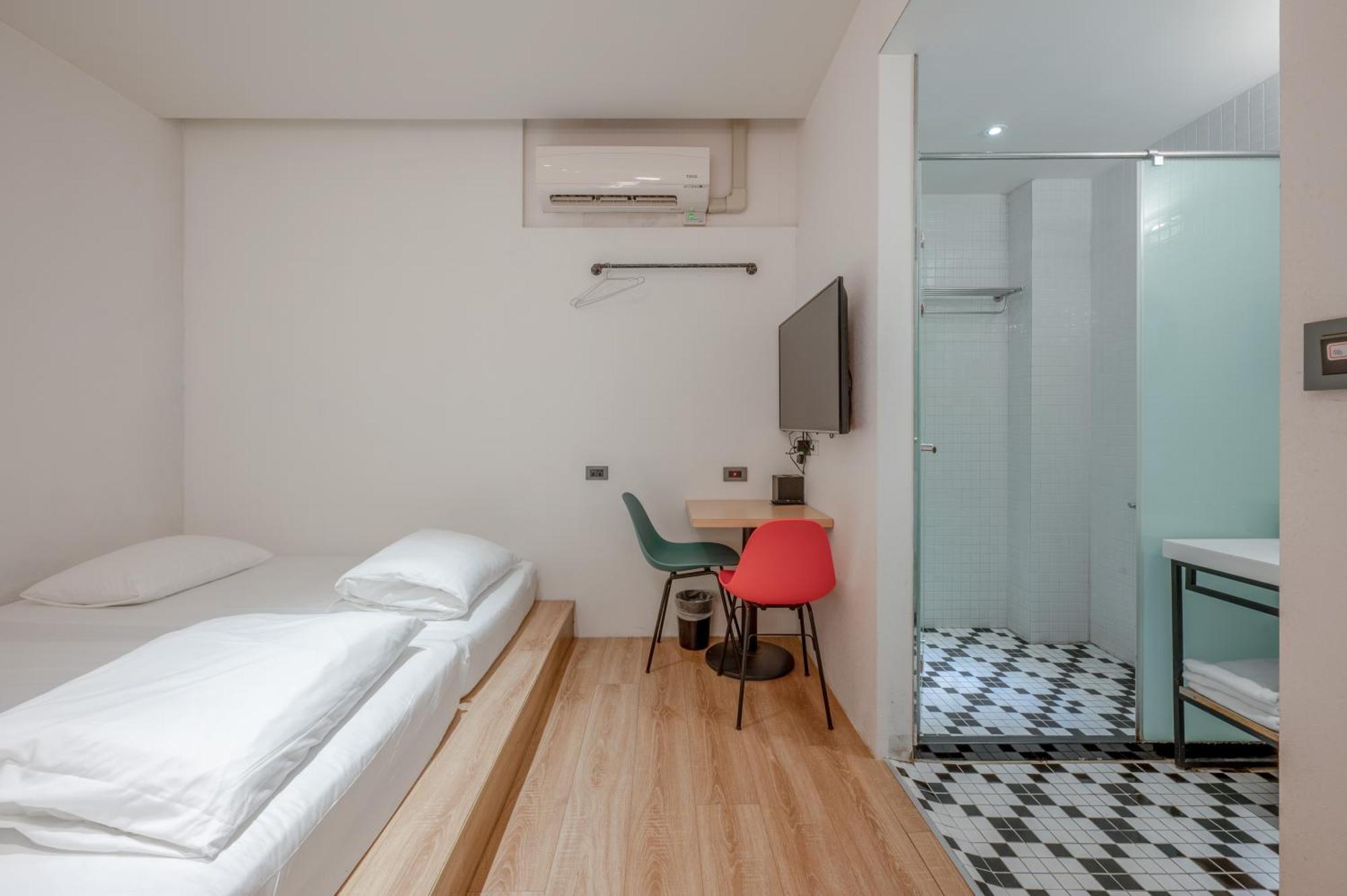 Light Hostel Hualien Exterior foto