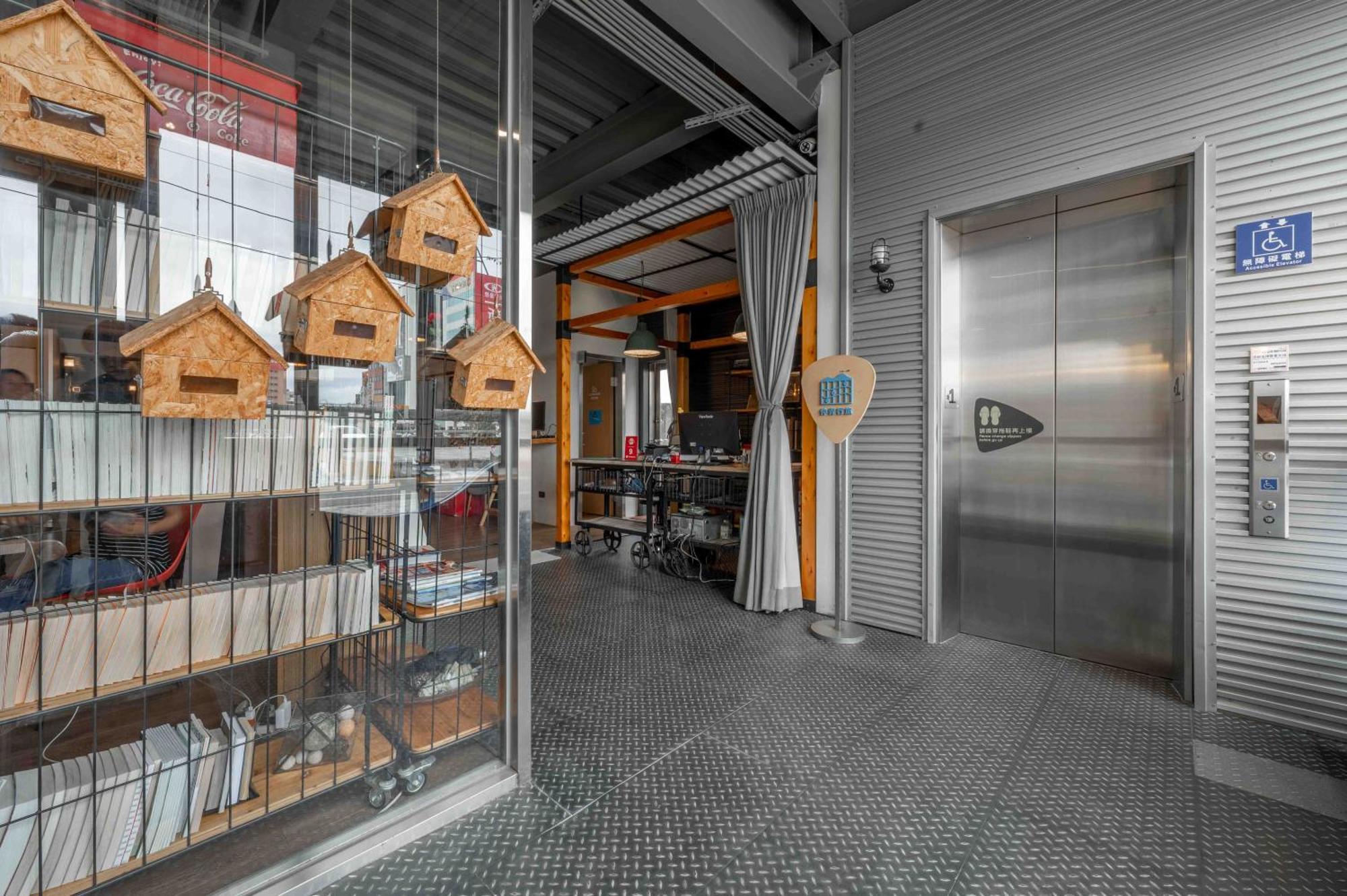 Light Hostel Hualien Exterior foto